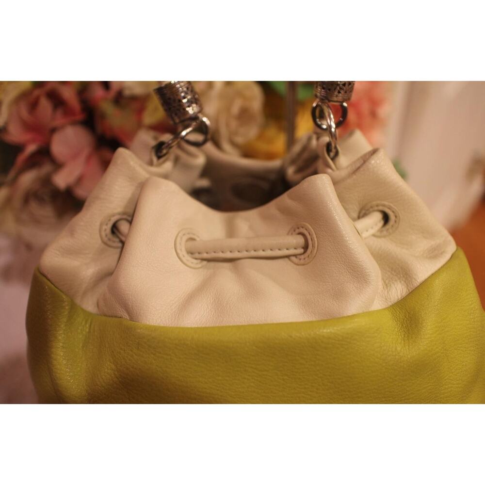 BRIGHTON BRODY DRAWSTRING BUCKET BAG PURSE (pu500 - Picture 11 of 11